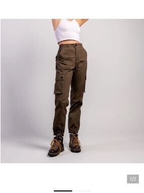 Bundle of TWO  Wondery Isabelle Cargo Jogger Pants Hiking Climbing BROWN/Olive